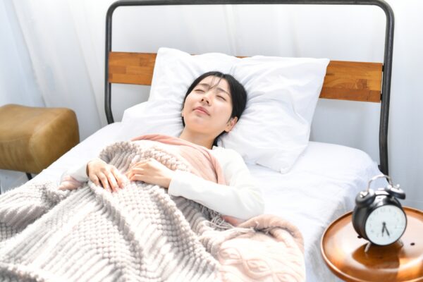 仕事運アップの前兆？運気上昇時の眠気とその意味